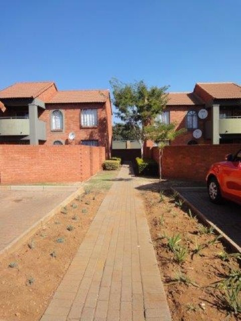 HS11794photo1.jpg