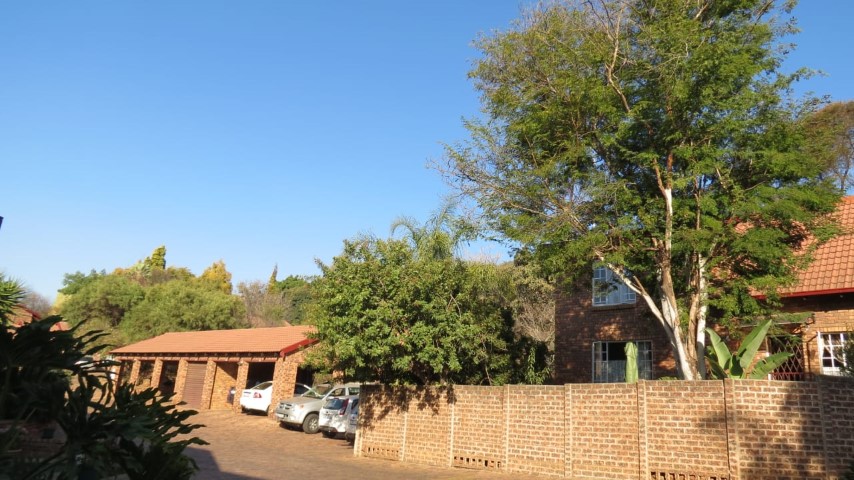HS11938photo1.jpg